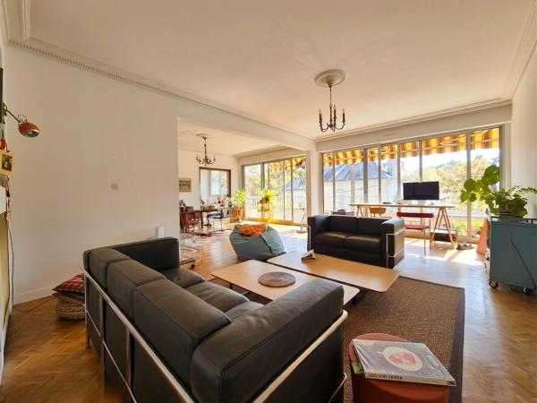 MELLINET – Bel appartement T5 – Grand balcon