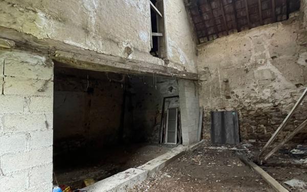 Maison à vendre    1 pièce •  Fère-en-Tardenois