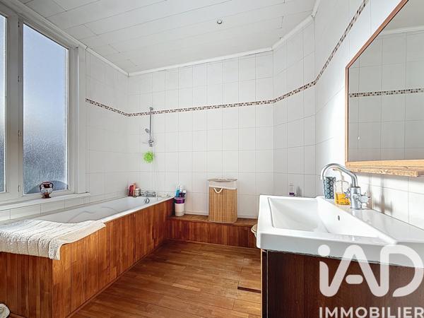 Maison à vendre 6 pièces 166 m² Roubaix