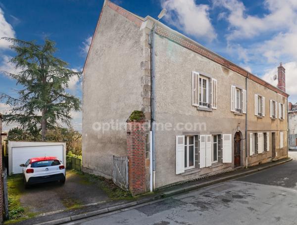 Maison Familiale de Caractère de 265 m² - 10 pièces - 5 chambres - 1 Garage - terrain 1617 m² - MAGNAC LAVAL (87)