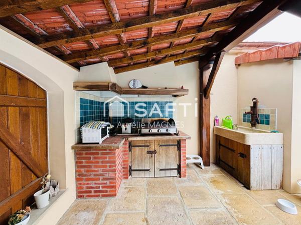 Superbe maison sur les côteaux avec piscine et jolie vue sur les vignes
