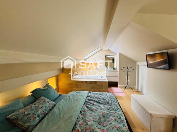 Superbe maison sur les côteaux avec piscine et jolie vue sur les vignes