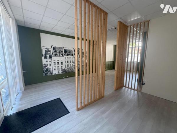 BEL IMMEUBLE DE CENTRE VILLE RENOVE