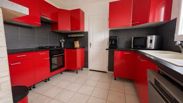 Maison à vendre 264 000 € Saint-Jean-d'Avelanne 5 p 94 m² DPE C