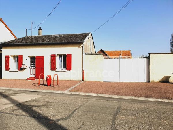 maison de plain-pied 3 pièces traditionnelle de campagne 80