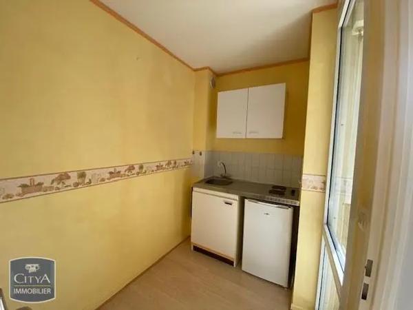 Appartement à louer 1 pièce 24.58m² Poitiers (86000)
