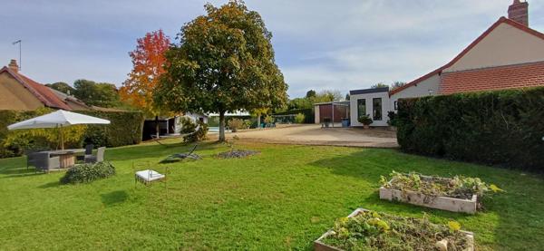 Maison Coup de Coeur ? Lézigné? 3 Chambres