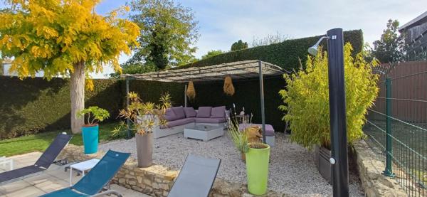 Maison Coup de Coeur ? Lézigné? 3 Chambres