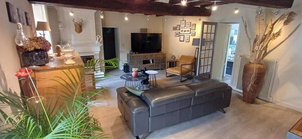 Maison Coup de Coeur ? Lézigné? 3 Chambres