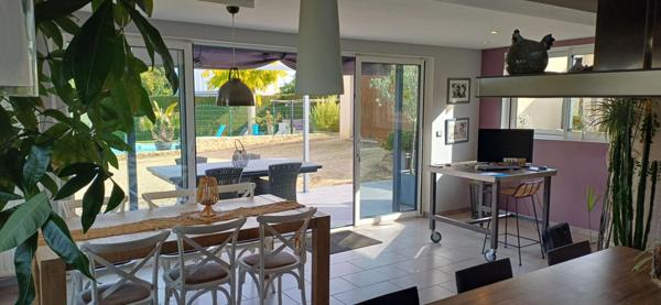 Maison Coup de Coeur ? Lézigné? 3 Chambres