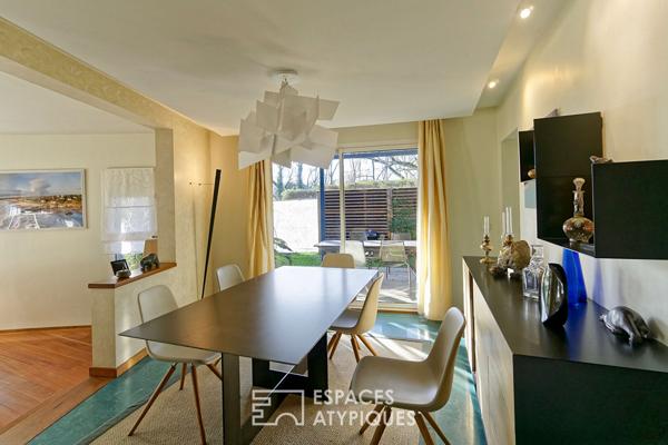 Villa d’architecte en forme de voile de bateau