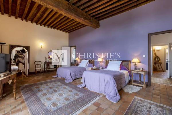 A vendre Beau logis du 16ieme, entiérement rénové