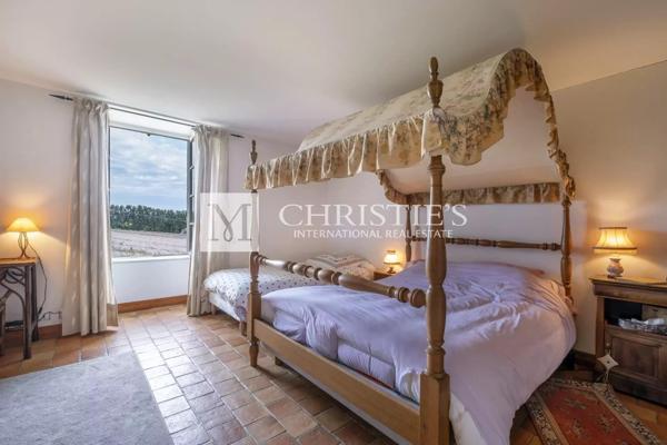 A vendre Beau logis du 16ieme, entiérement rénové