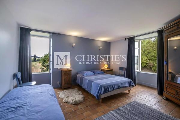 A vendre Beau logis du 16ieme, entiérement rénové