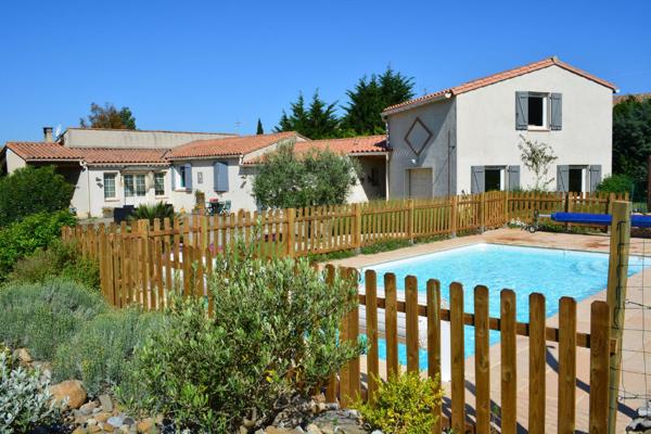 VILLA AVEC JARDIN ET PISCINE A PALAJA