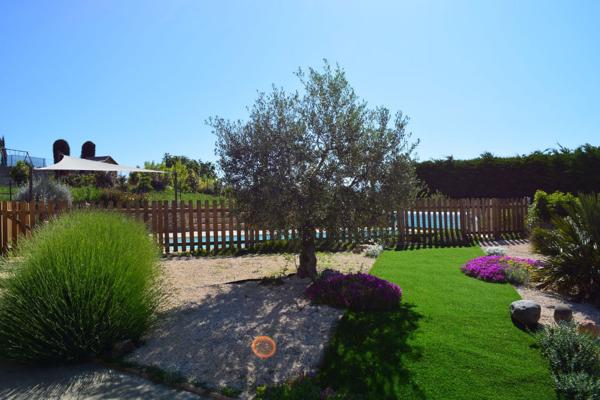 VILLA AVEC JARDIN ET PISCINE A PALAJA