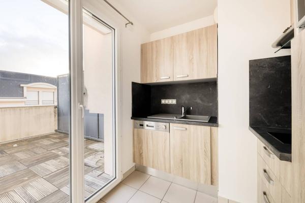 Appartement Emerainville 2 pièce(s) 43.5 m2