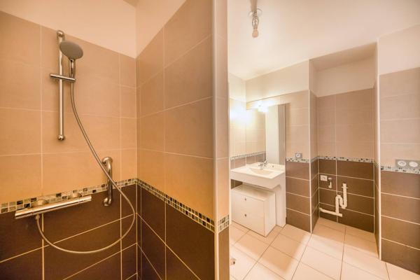 Appartement Emerainville 2 pièce(s) 43.5 m2