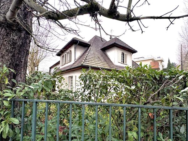 À vendre - Maison individuelle, 8 pièces située à Saint-Maur-des-Fossés (94100)