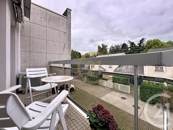 Appartement à vendre  2 pièces - 44,83 m2 LE CHESNAY - 78