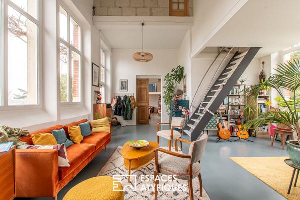 Maison familiale à l’esprit loft avec piscine au coeur de la Possonnière