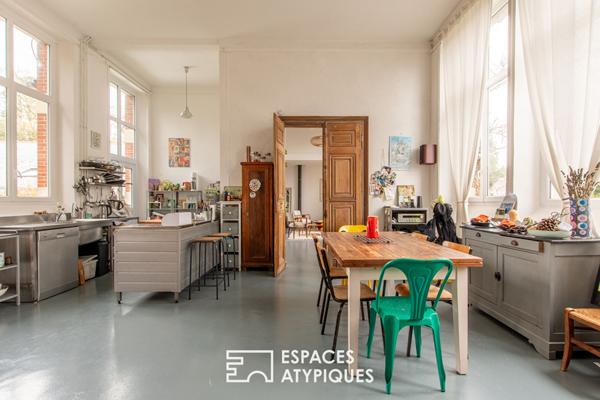 Maison familiale à l’esprit loft avec piscine au coeur de la Possonnière