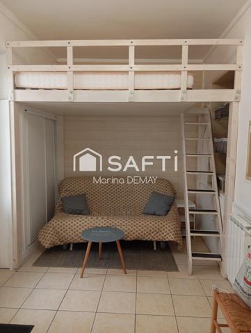 Coup de cœur assuré –  Studio 21 m² au pied du centre-ville, à 5 min de la gare, avec cour et grande cave à velos