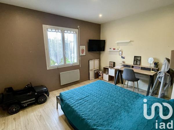 Maison 6 pièces de 145 m² à Bonneuil-Matours (86210)