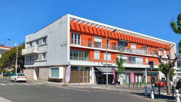 ROYAN - Immeuble de caractère dans le centre-ville de Royan Royan