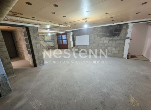 Maison familiale de 174 m² avec partie louée, située dans le bourg de Sulniac