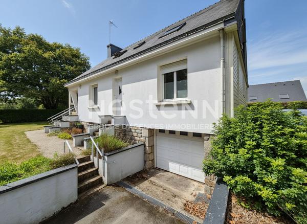 Maison familiale de 174 m² avec partie louée, située dans le bourg de Sulniac