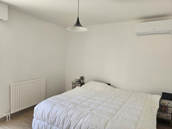 Appartement
         4 pièces
        - 82 m² Exclusivité 348 000 € *