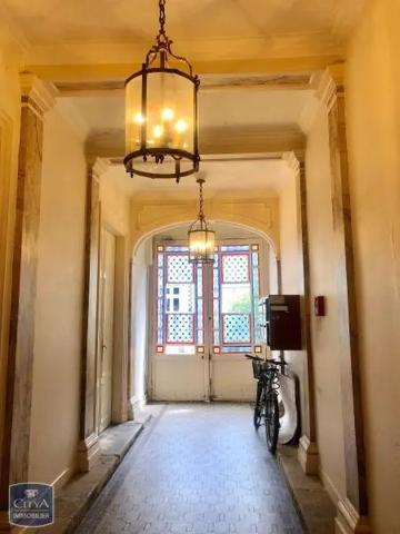 Appartement à louer 3 pièces 50.66m² Tours (37000)
