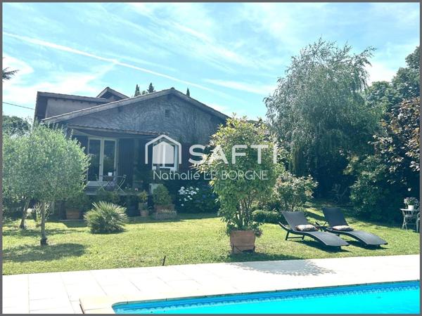 Maison d'architecte 4 ch sur sous sol avec piscine