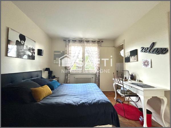 Maison d'architecte 4 ch sur sous sol avec piscine