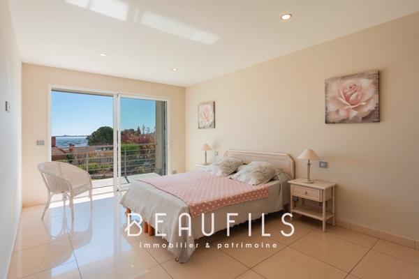 Sète (34200) Exclusivité - VILLA 462 m2 - Terrain 3000 m2 - Garage 110 m2 - Piscine