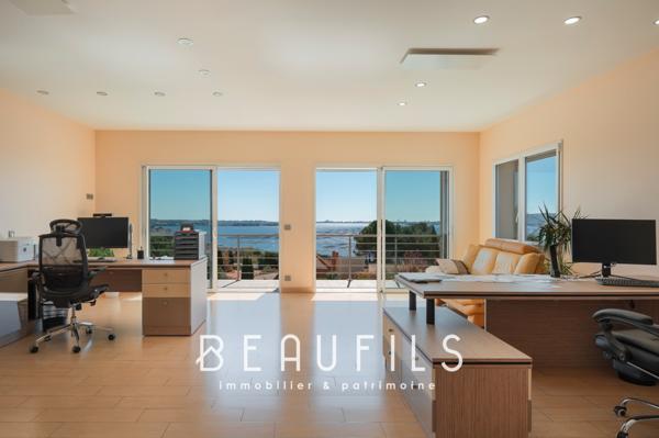 Sète (34200) Exclusivité - VILLA 462 m2 - Terrain 3000 m2 - Garage 110 m2 - Piscine