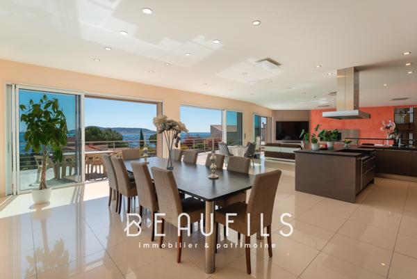 Sète (34200) Exclusivité - VILLA 462 m2 - Terrain 3000 m2 - Garage 110 m2 - Piscine