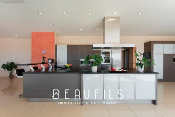 Sète (34200) Exclusivité - VILLA 462 m2 - Terrain 3000 m2 - Garage 110 m2 - Piscine