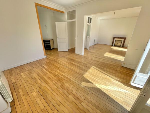 A LOUER - NANTES CENTRE TALENSAC - Grand appartement Type 5 de 128.82 m²