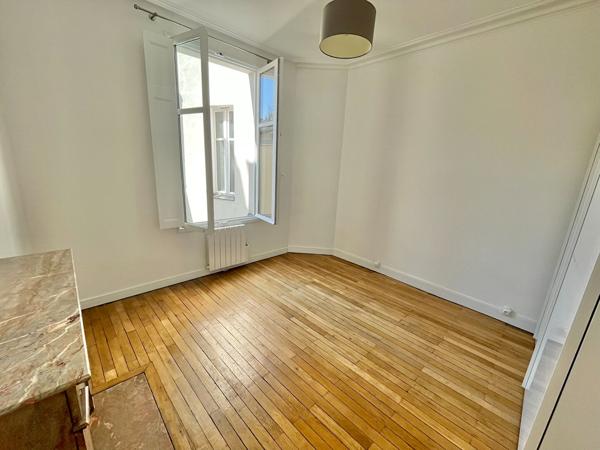 A LOUER - NANTES CENTRE TALENSAC - Grand appartement Type 5 de 128.82 m²