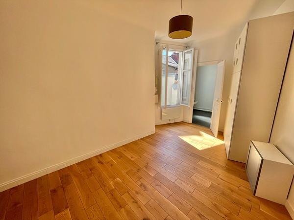 A LOUER - NANTES CENTRE TALENSAC - Grand appartement Type 5 de 128.82 m²