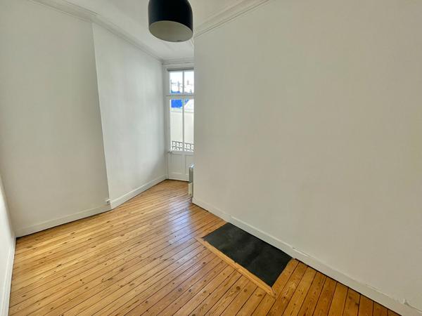 A LOUER - NANTES CENTRE TALENSAC - Grand appartement Type 5 de 128.82 m²