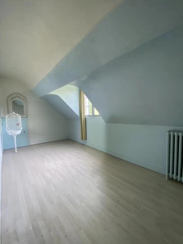 Propriété sur 4612m² de terrain avec piscine