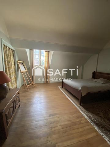 Propriété sur 4612m² de terrain avec piscine