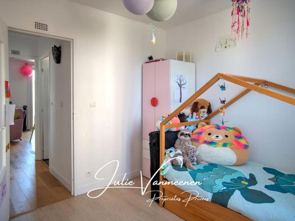 TOULOUSE 31300 / SAINT-CYPRIEN - Appartement T4 de 66,89 m2 - balcon - cave - parking - box privatif
