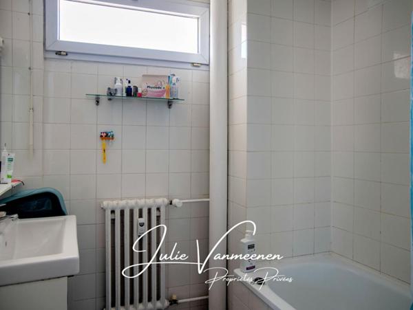 TOULOUSE 31300 / SAINT-CYPRIEN - Appartement T4 de 66,89 m2 - balcon - cave - parking - box privatif