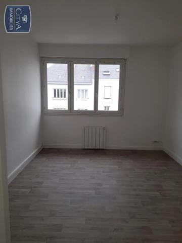 Appartement à louer 1 pièce 27.15m² Saint-Nazaire (44600)