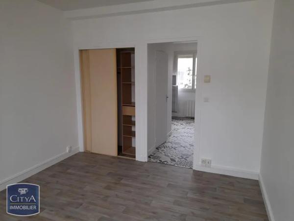 Appartement à louer 1 pièce 27.15m² Saint-Nazaire (44600)