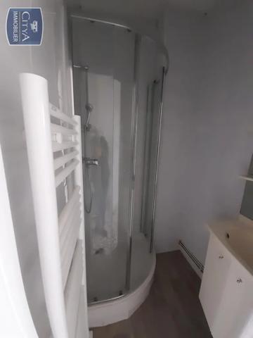 Appartement à louer 1 pièce 27.15m² Saint-Nazaire (44600)